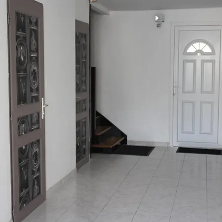 Pyrene Holidays - La Fontaine - Locations Voyage Et Cure Thermale A De Bigorre Apartman *