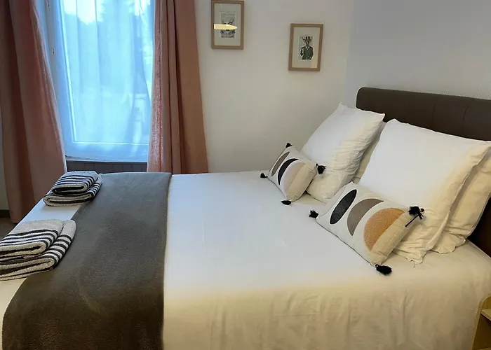 Pyrene Holidays - La Fontaine - Locations Voyage Et Cure Thermale A De Bigorre *