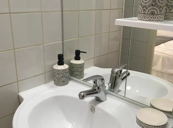 Pyrene Holidays - La Fontaine - Locations Voyage Et Cure Thermale A De Bigorre