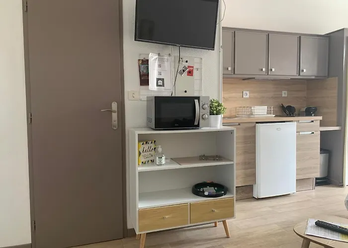 Pyrene Holidays - La Fontaine - Locations Voyage Et Cure Thermale A De Bigorre